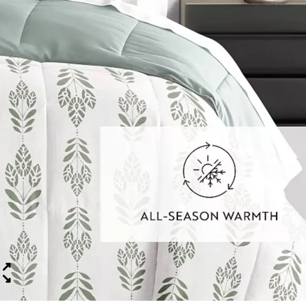 Folk Leaves 3-Piece Comforter Set, Full/Queen in Eucalyptus/White. NWT!